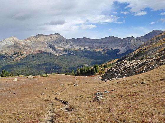 View of the peaks towering above Texas Creek 