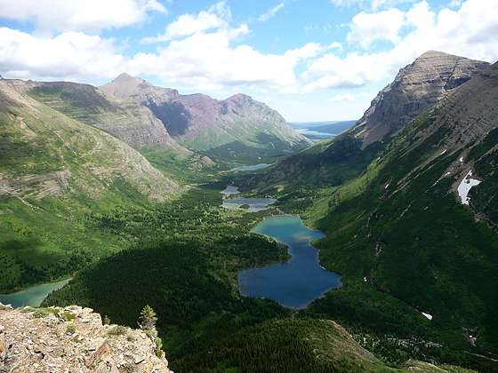 Bullhead Lake and the Swiftcurrent Valley from the trail to Swiftcurrent Pass 